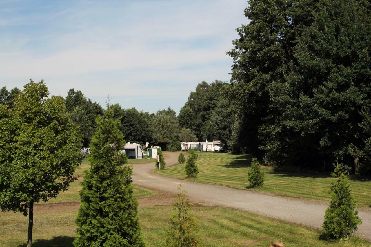 Ferienwohnung Ortrand - Pension Buitenkant foto