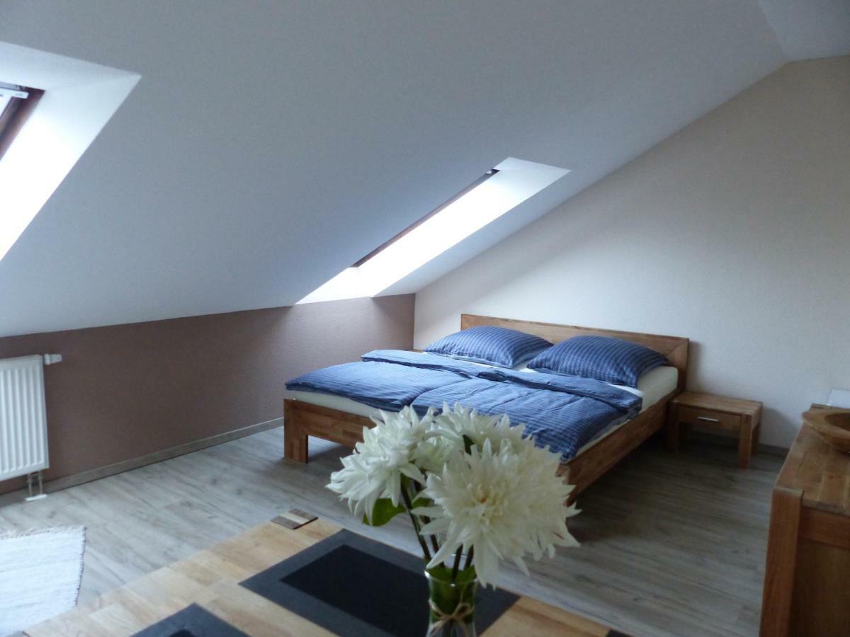 Ferienwohnung Ortrand - Pension Buitenkant foto